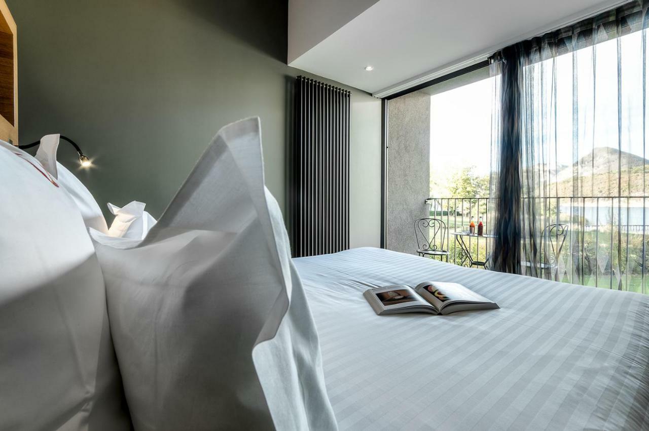 Le Petit Letraz Hotel Duingt Ngoại thất bức ảnh
